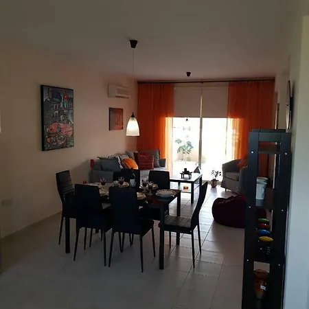 Apartment Royal Seacrest